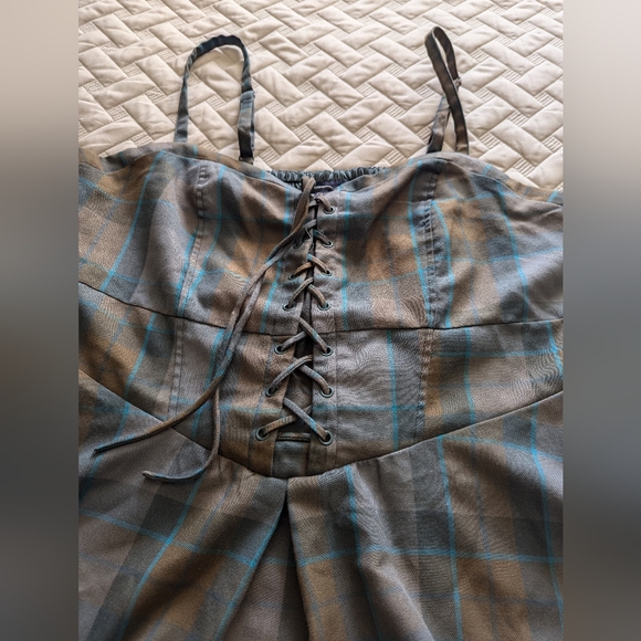 Torrid Outlander Mackenzie Tartan Plaid Lace up Corset Top size.2X (18-20) - Picture 3 of 6